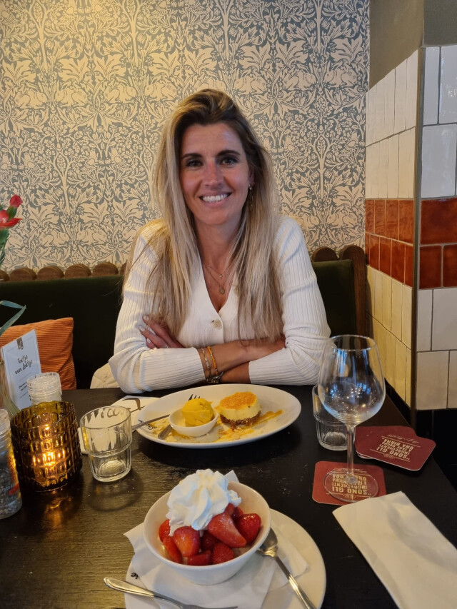 Andrea-Hoek-2.jpg